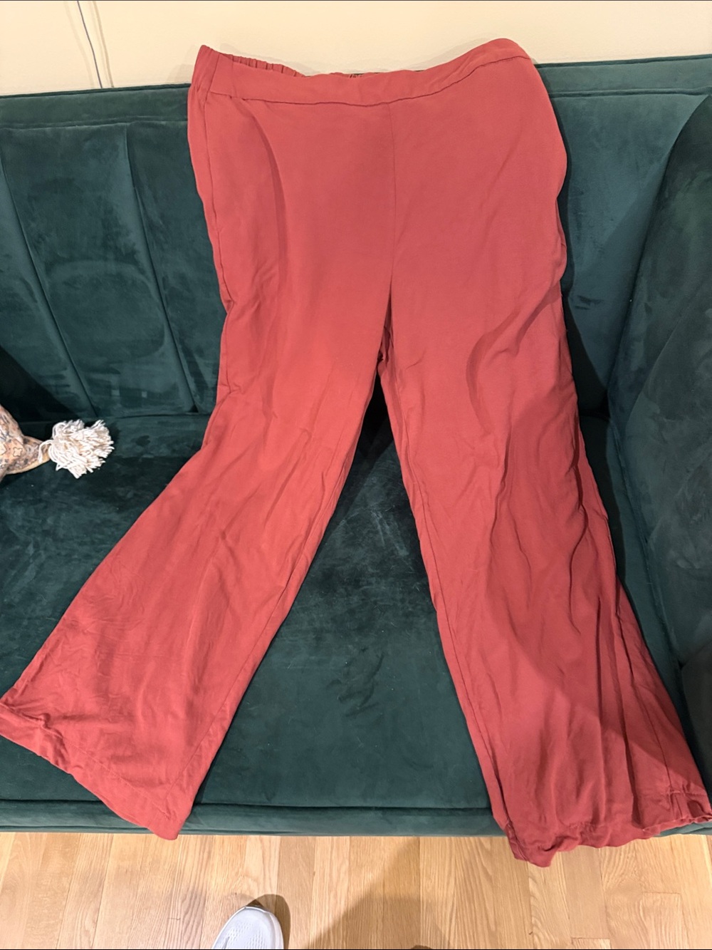 Old Navy Wide-Leg Pull-On Pants in Deep Coral